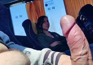 Immigrant Teen ssanie penisa w autobusie