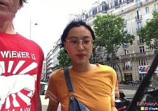 Liu Creampie de junho asiático chinês - Spicygum fode americano em Paris x Jay Save for Presents